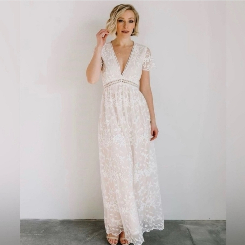 Baltic Born "Ada" Cream Floral Lace Dress - XL